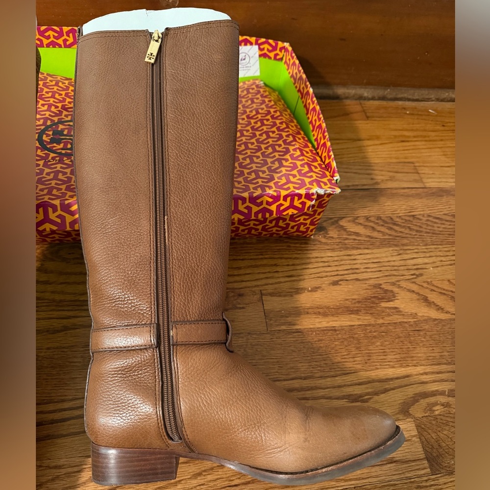 Tory Burch - Amanda Riding Boots in Almond Tumbled Leather - Size 9 - Picture 7 of 13